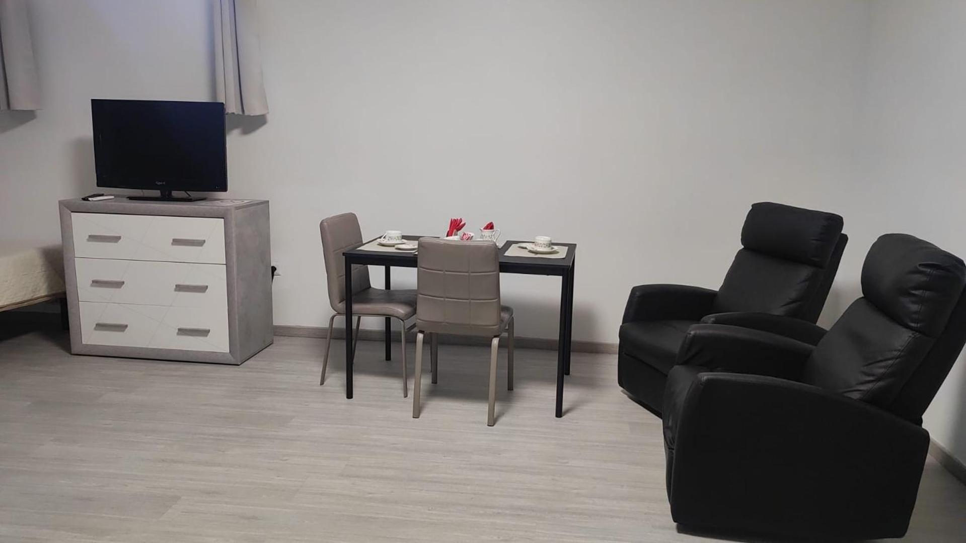 B&B La Pace Ардеа Екстер'єр фото