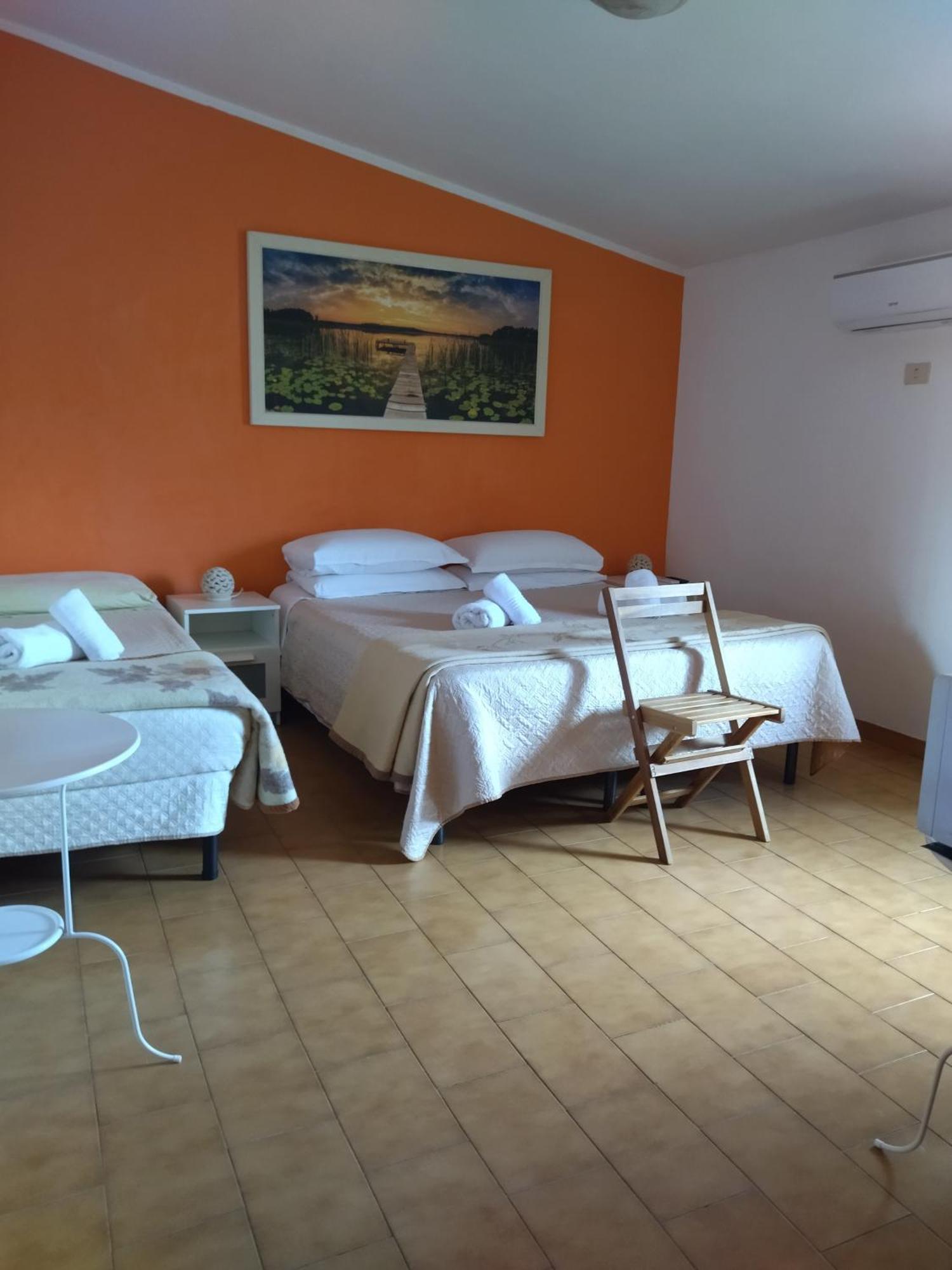 B&B La Pace Ардеа Екстер'єр фото